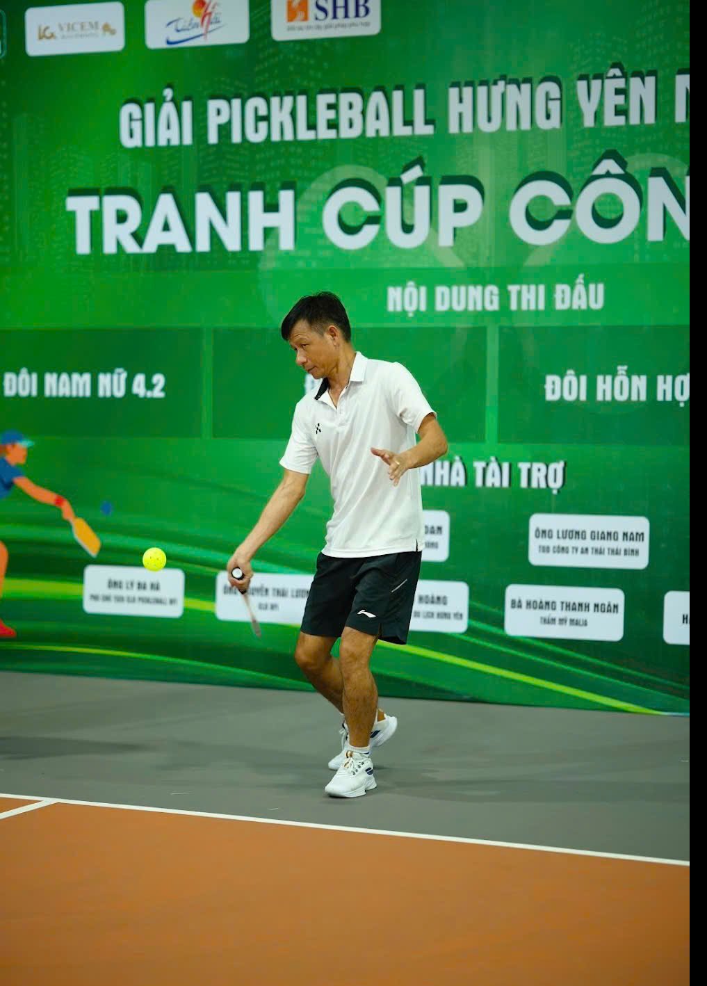 Giao lưu pickleball